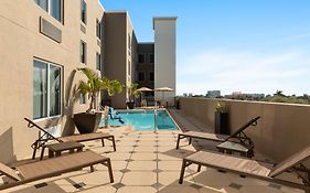 Holiday Inn Express Fort Lauderdale Airport South By Ihg